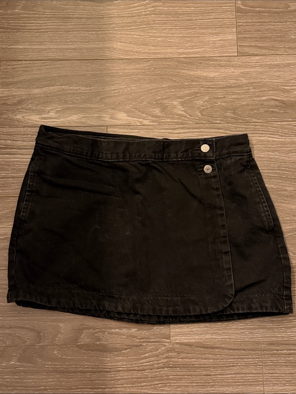 Levi’s Black Mini Wrap Skirt